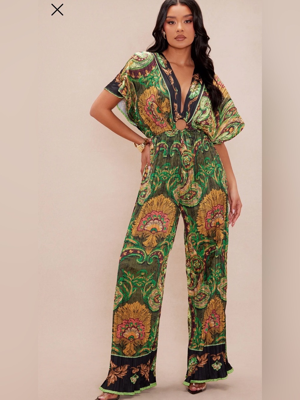 Green Print Pleated Wide-Leg Jumpsuit with Gold Ring